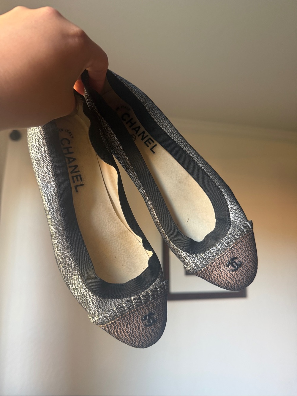 CHANEL Metallic Tweed Ballet Flats in Silver and Black